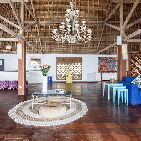 Villa Gmb Beach House Uluwatu Buitenkant foto