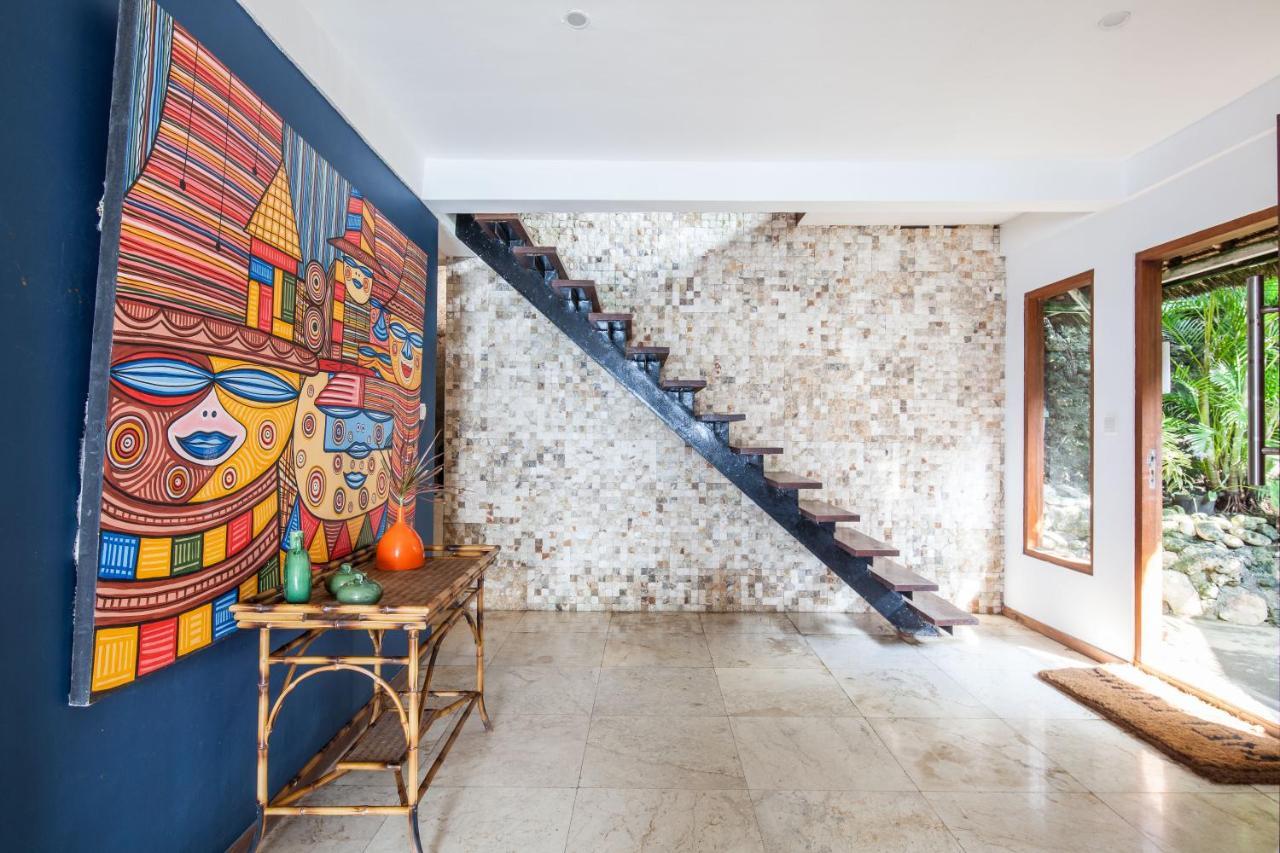 Villa Gmb Beach House Uluwatu Buitenkant foto