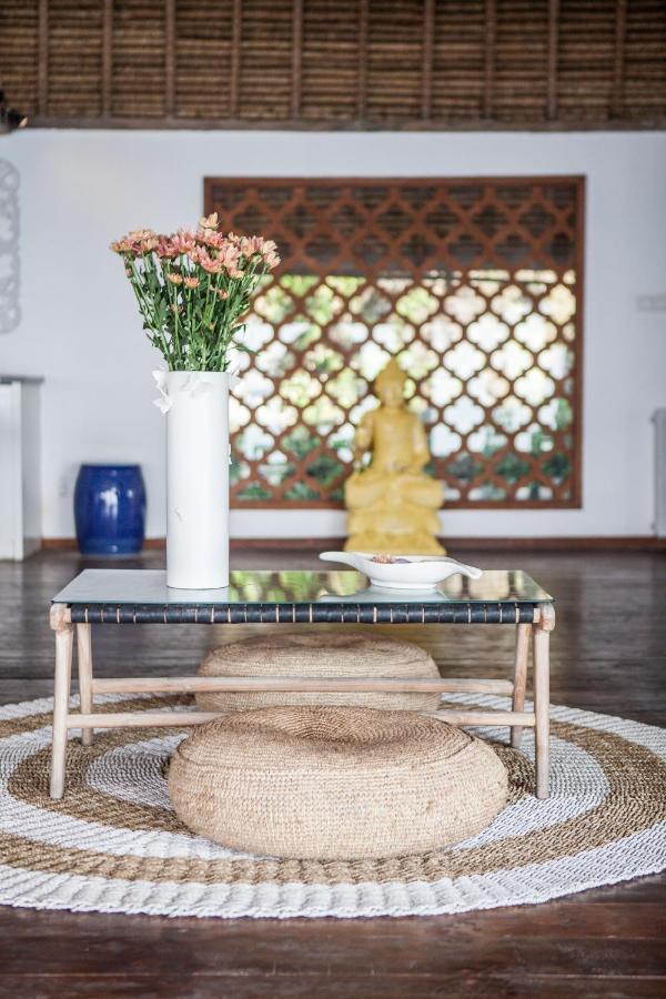 Villa Gmb Beach House Uluwatu Buitenkant foto