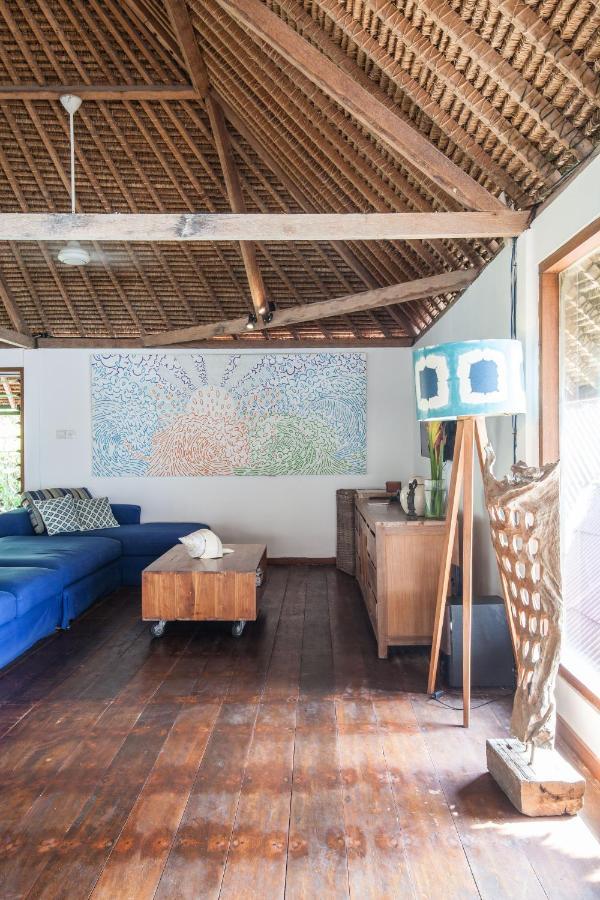 Villa Gmb Beach House Uluwatu Buitenkant foto